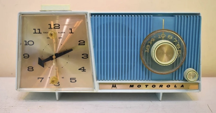 1960 Motorola C11B