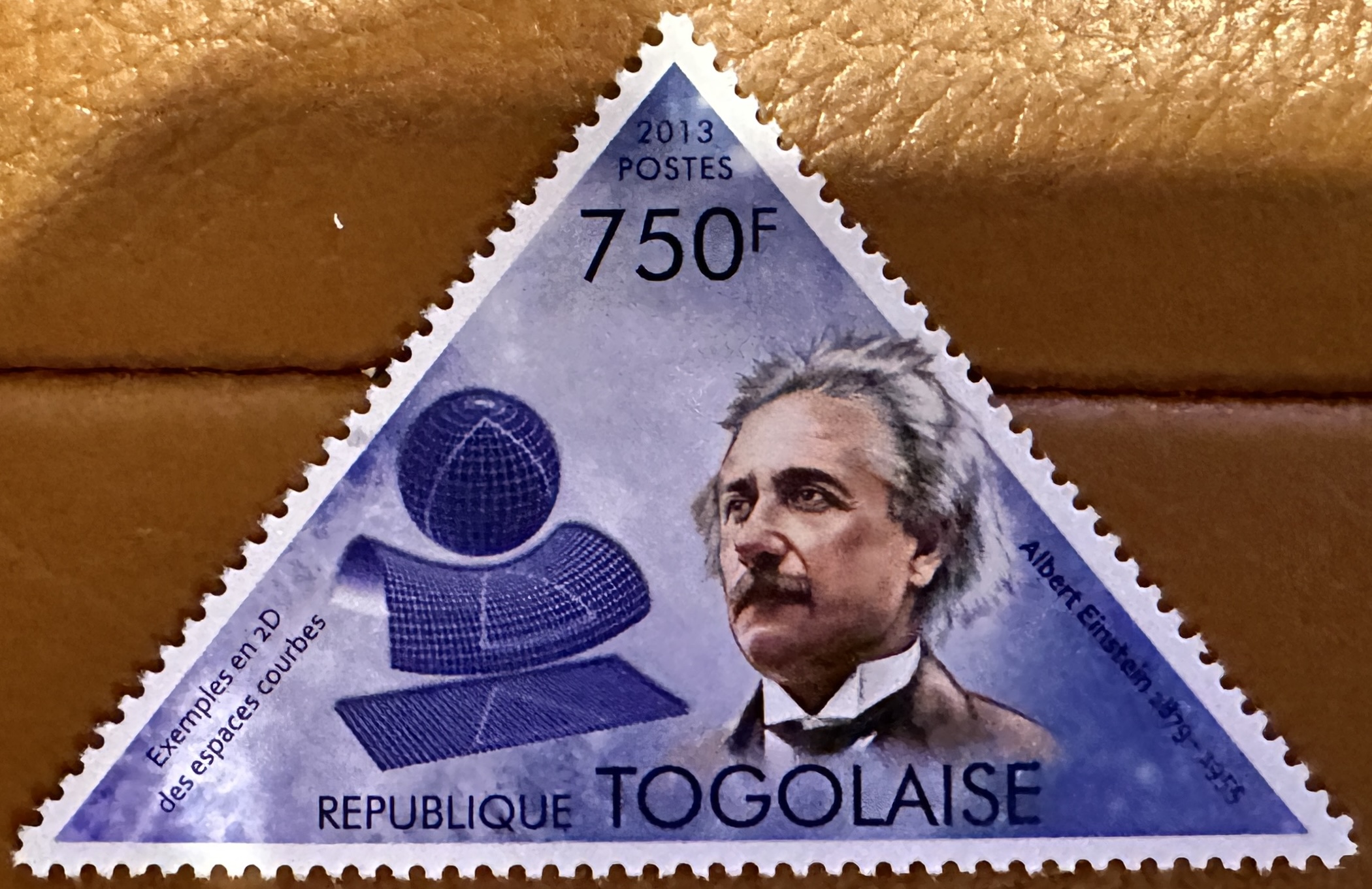 Einstein 4 Togo