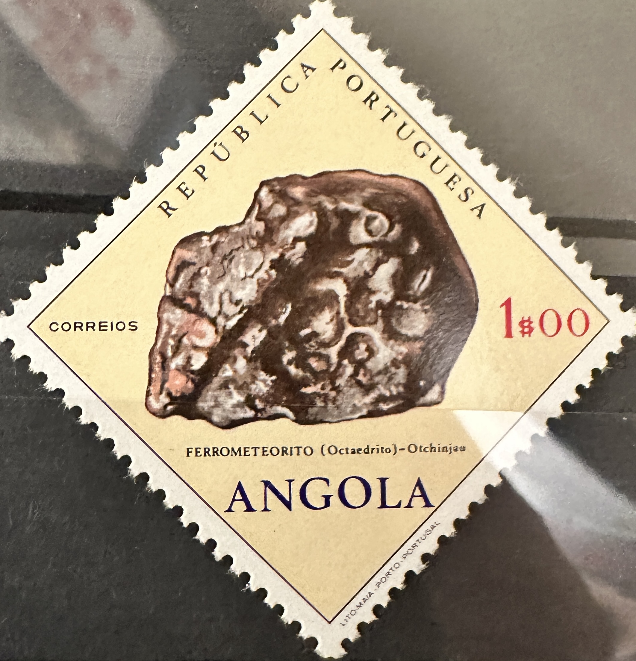 Angola Mineral 4